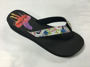 Fashion New Design Slipper for Women